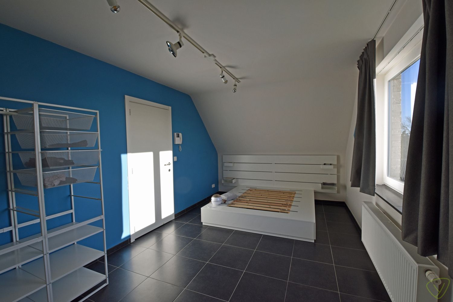 Zeer ruim duplex-appartement in de dorpskern van Sint-Laureins foto 7