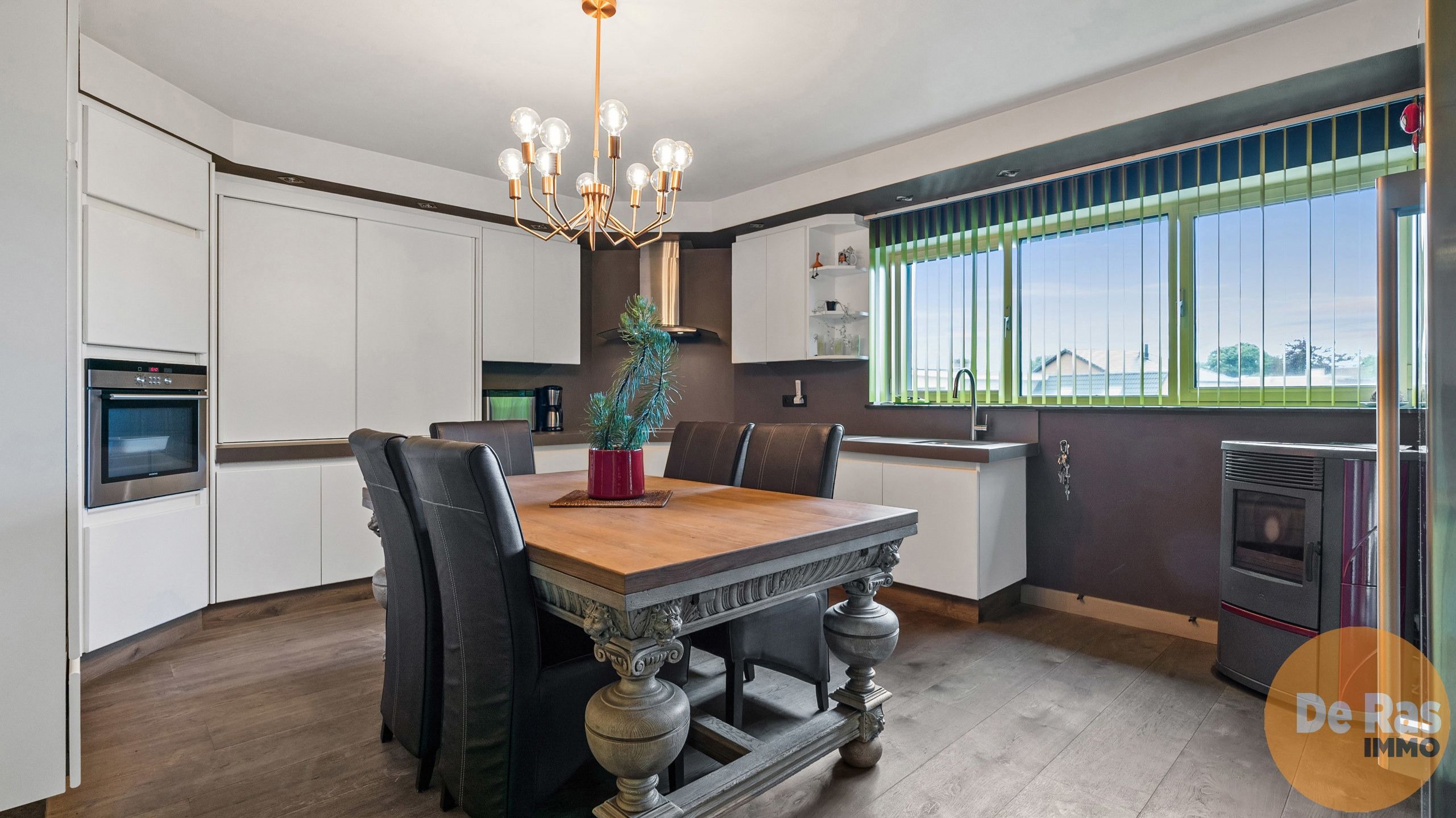 KALKEN  - Zeer centraal gelegen handelspand met ruim appartement foto 20