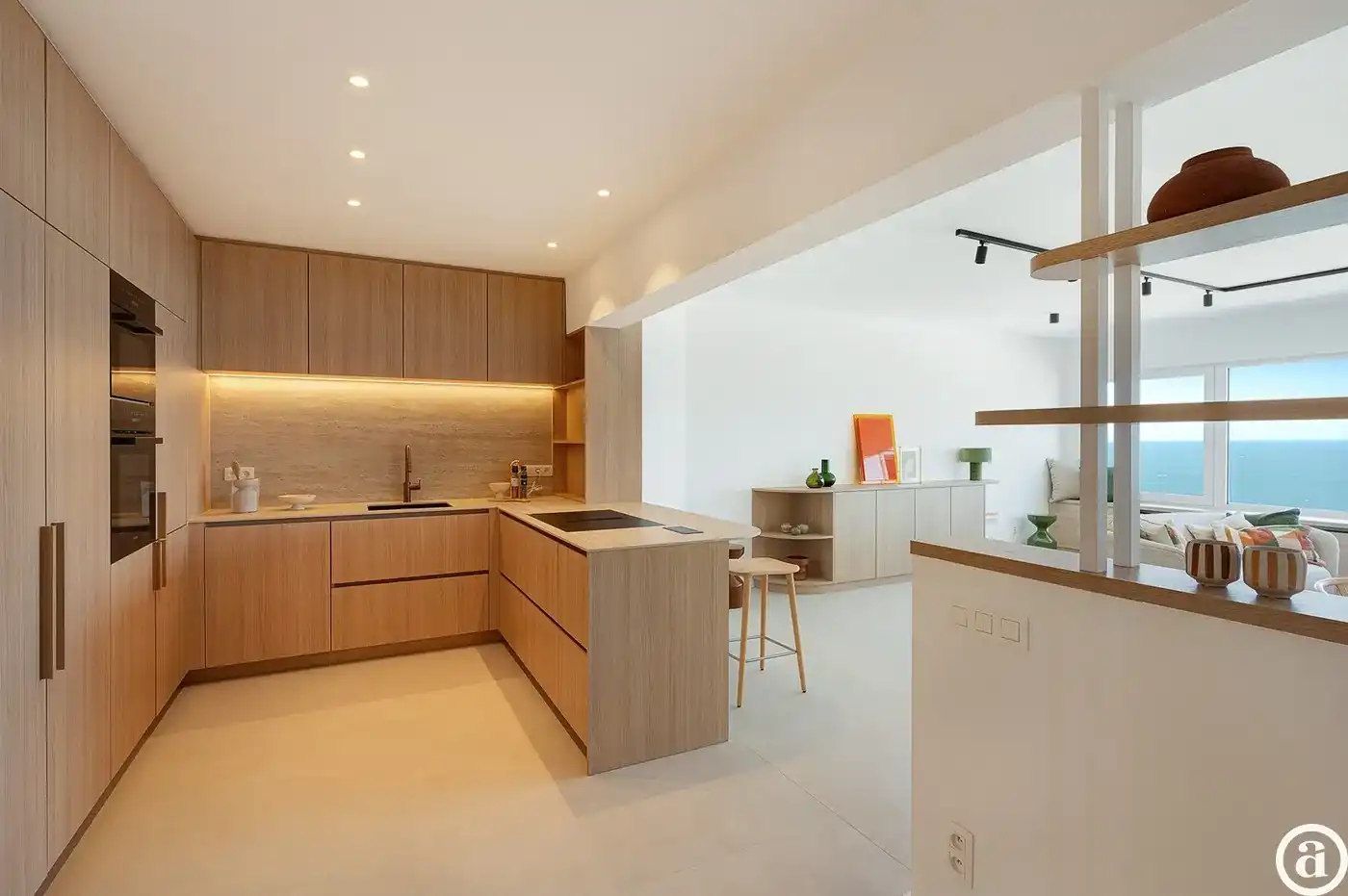 Prachtig gerenoveerd appartement met frontaal zeezicht, tussen het Lichttorenplein en het Albertple foto 12