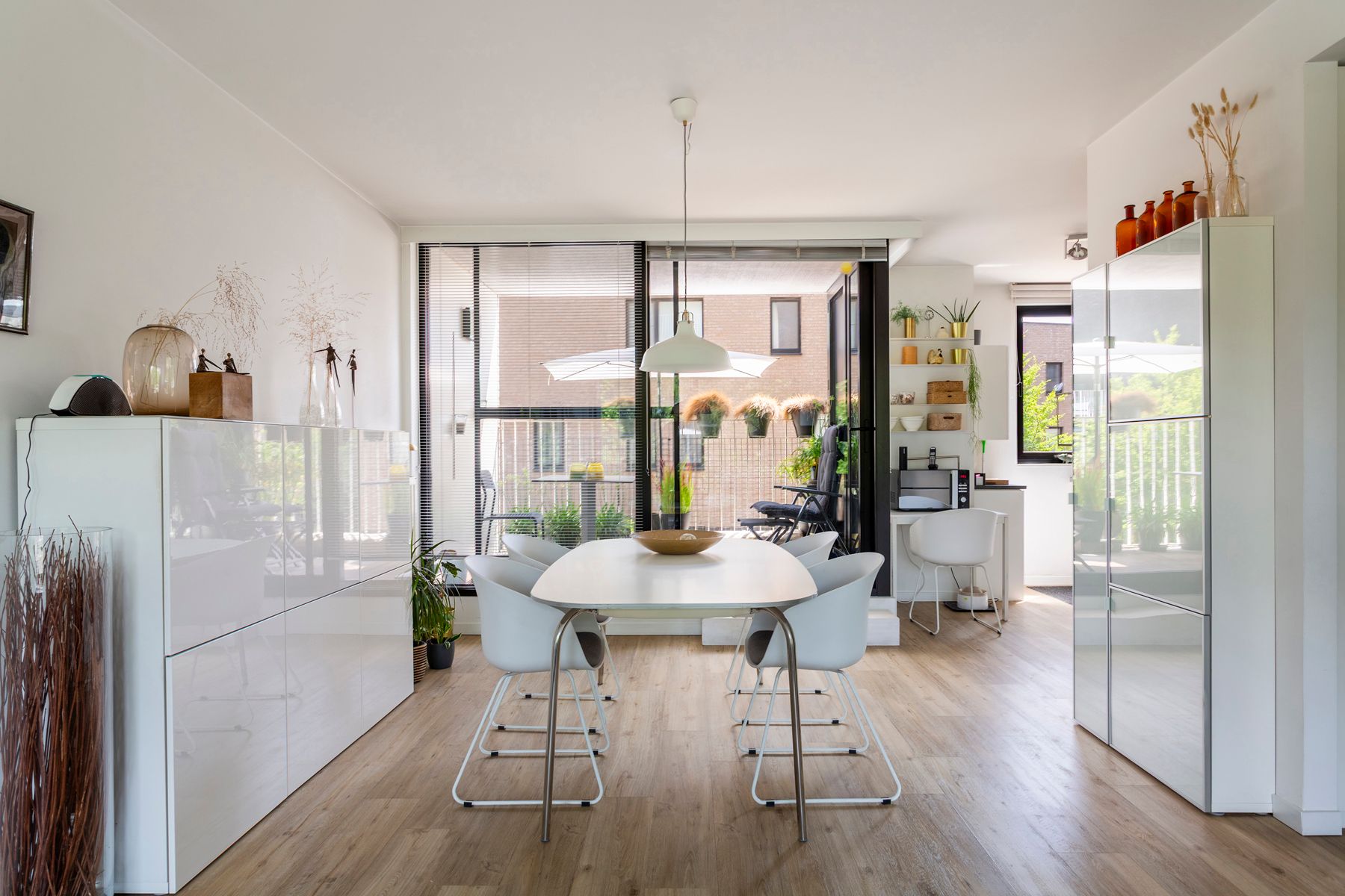 Lichtrijk appartement met zuidterras op Linkeroever foto 7