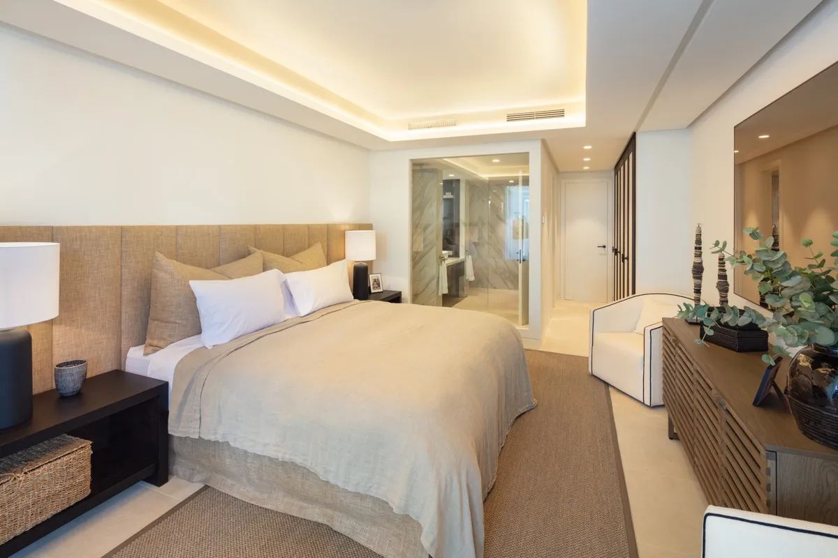 Exclusieve luxe in Marbella: prachtig appartement in het iconische Puente Romano Resort foto 9