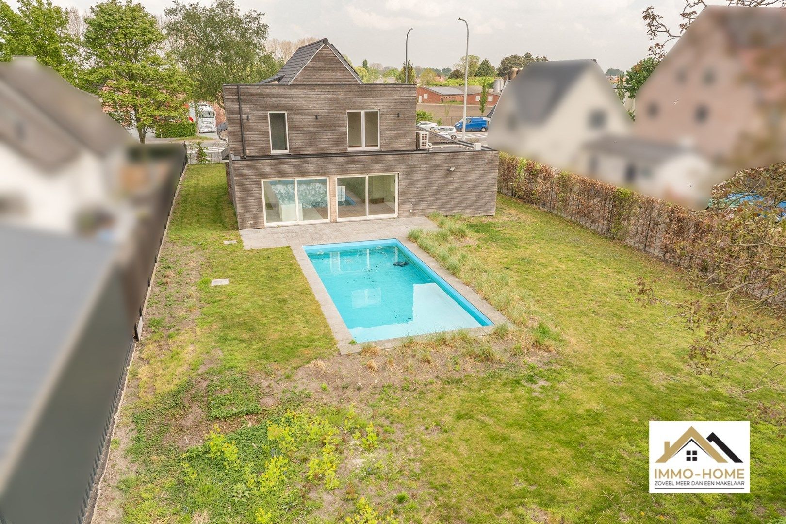 Unieke villa met zwembad te Lokeren foto {{pictureIndex}}