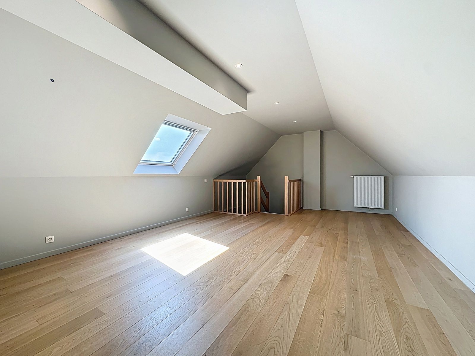 Luxueus afgewerkte driegevel-villa met 5 slaapkamers foto 22