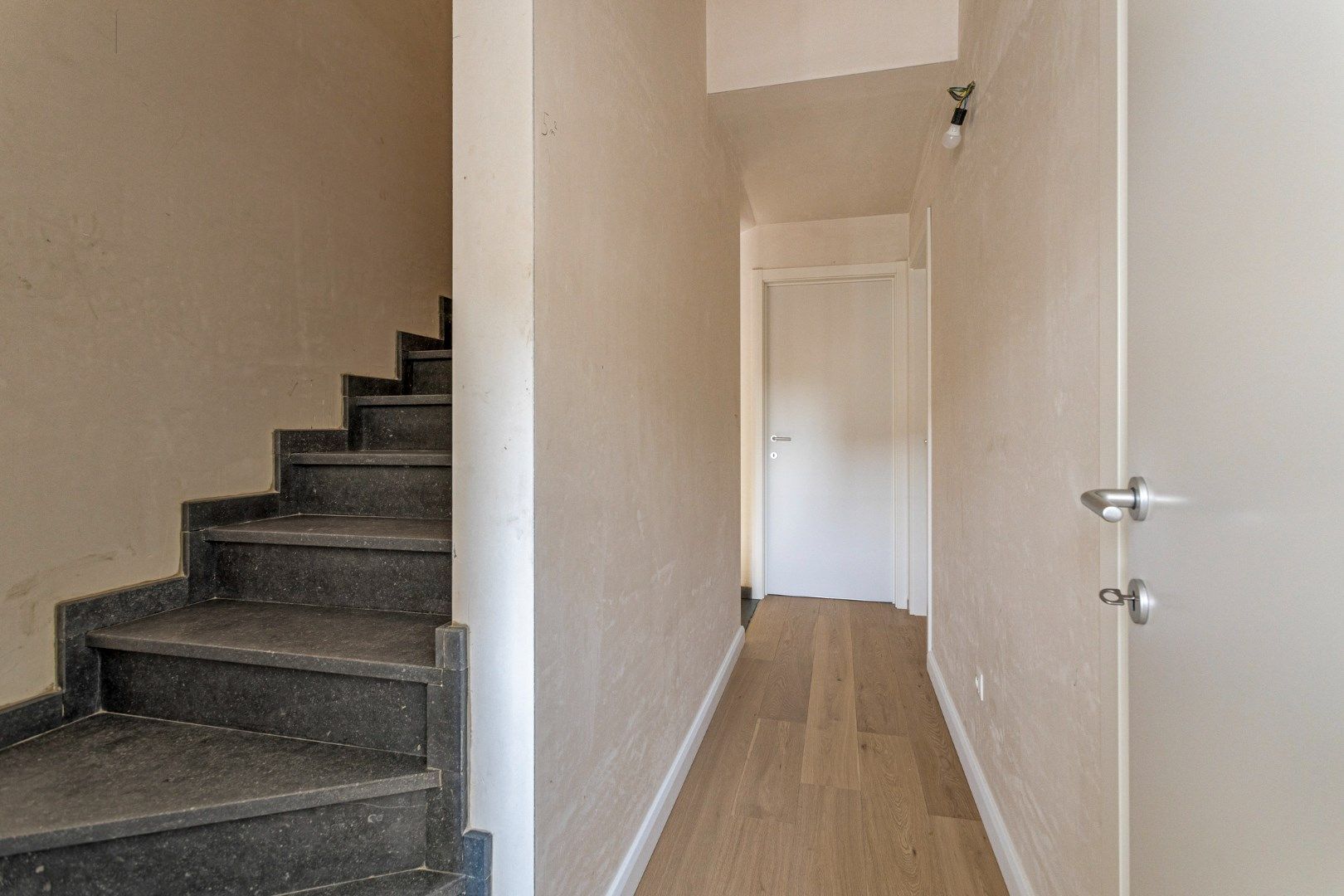 Kwalitatief afgewerkte halfopen nieuwbouwwoning met 3 ruime slpks op 412 m² te OLV Olen ! foto 20