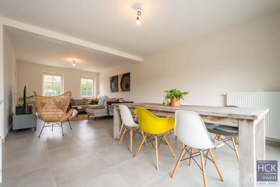 KRUISHOUTEM - Rustig gelegen ruime woning met groenzicht! foto 9