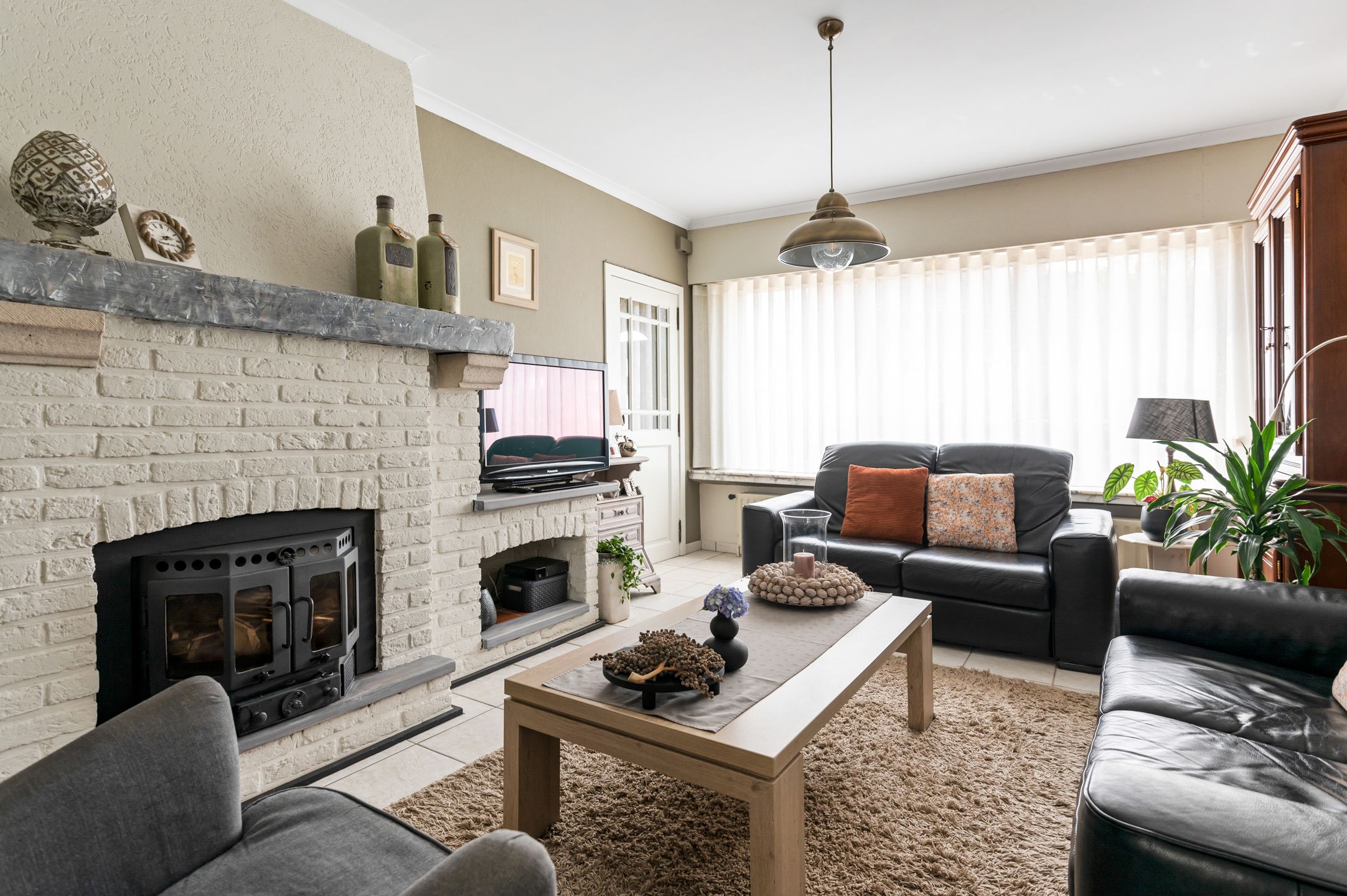 Instapklare woning met 4 slpks op gunstige ligging foto 4