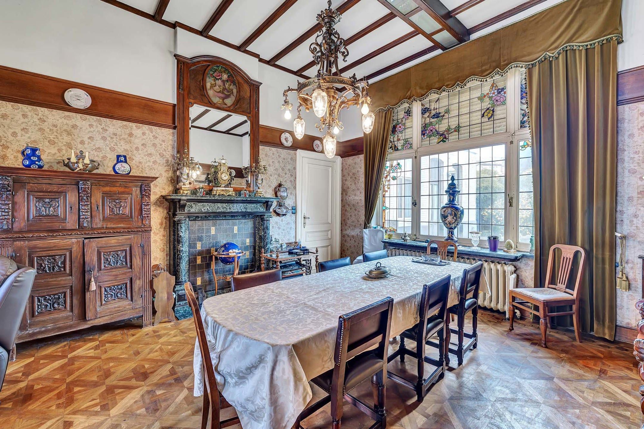 Imposante herenwoning met diverse mogelijkheden foto 11