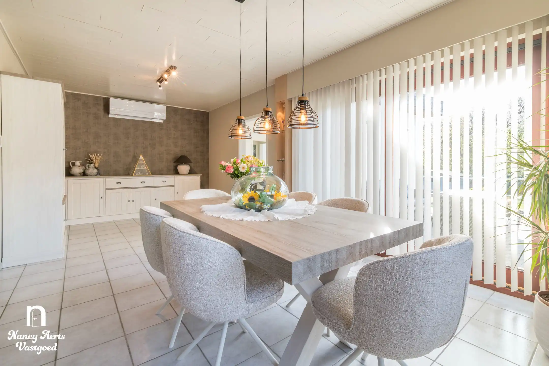 Ruime woning met multifunctionele kelder en prachtige tuin foto 7