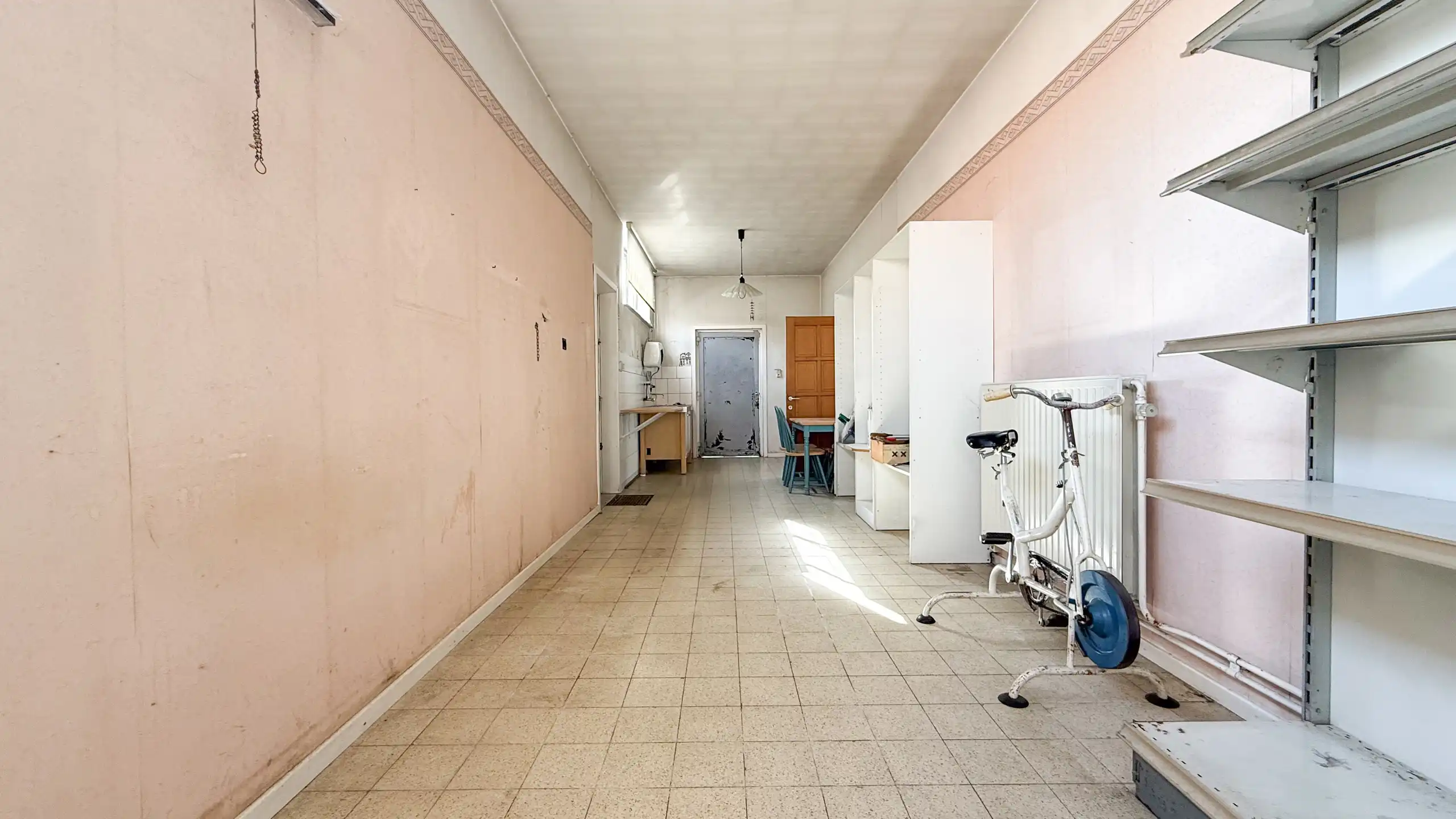 Te koop: Handelspand met appartement in hartje Alken  foto 15