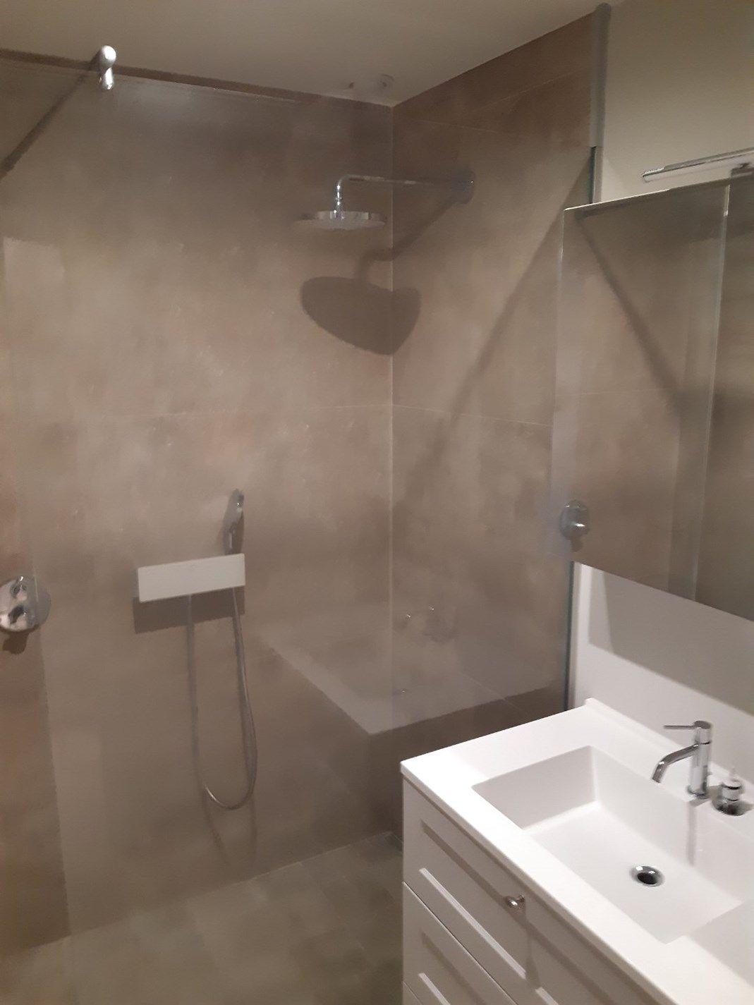 Uitstekend gelegen BEN-appartement in hartje Asper. foto 19