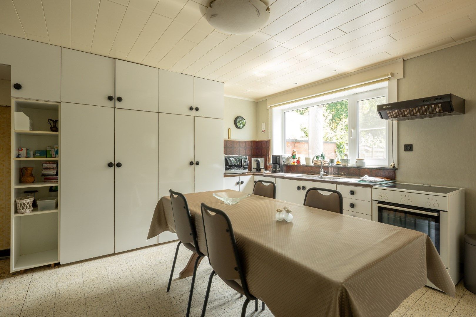 Halfopen woning op een perceel van 12a58ca te koop! foto 11