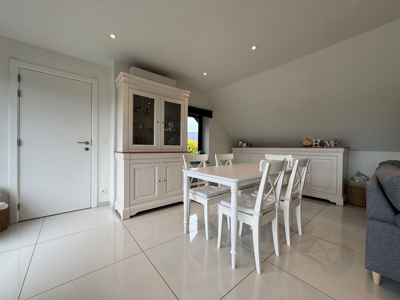 Te huur: energiezuinig en luxueus appartement te Ninove! foto 6