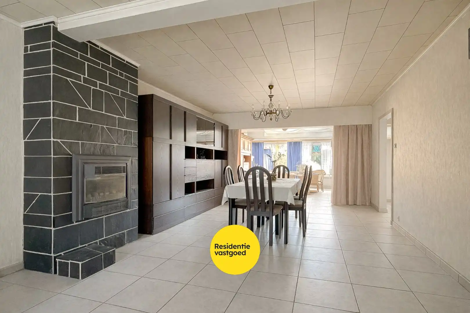 Ruime woning met zuidgerichte tuin te Sint-Michiels foto 4