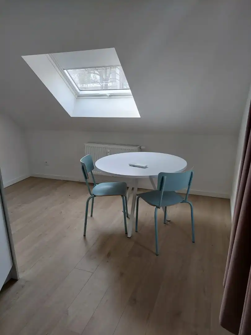 Ruime studentenkamer in Residentie "Laenen II" foto 5