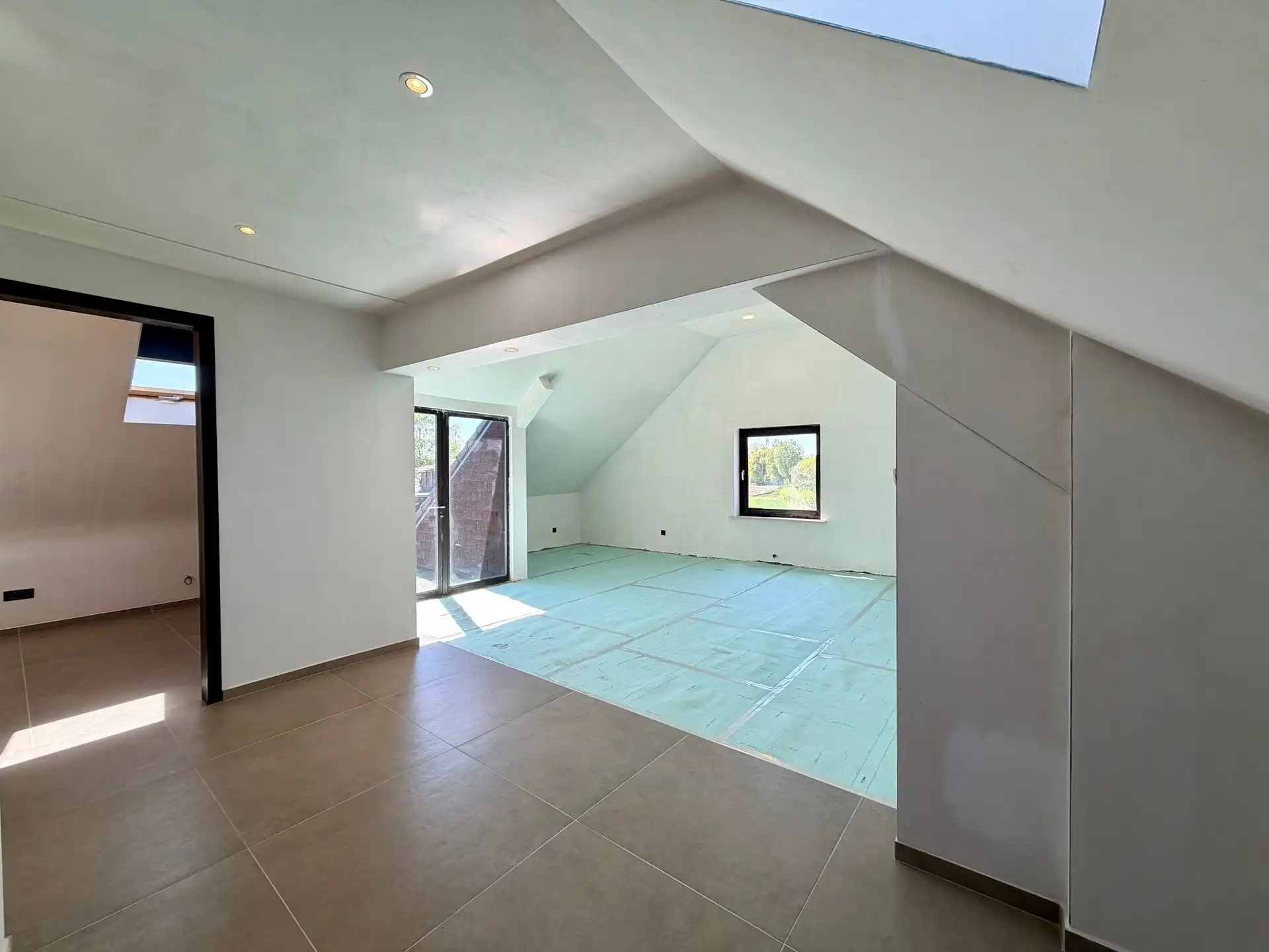 Woning met handelspand of projectgrond! foto 14