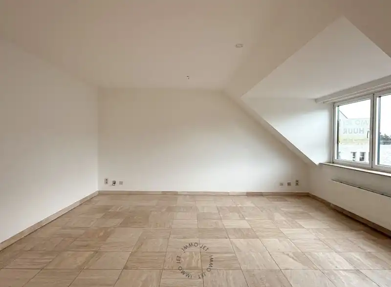 Dakappartement te huur in hartje Beveren foto 4