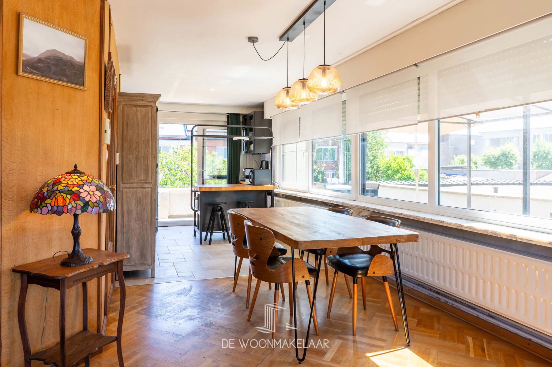 Halfopen bel-etage met 4 slaapkamers, garage en tuin foto 3