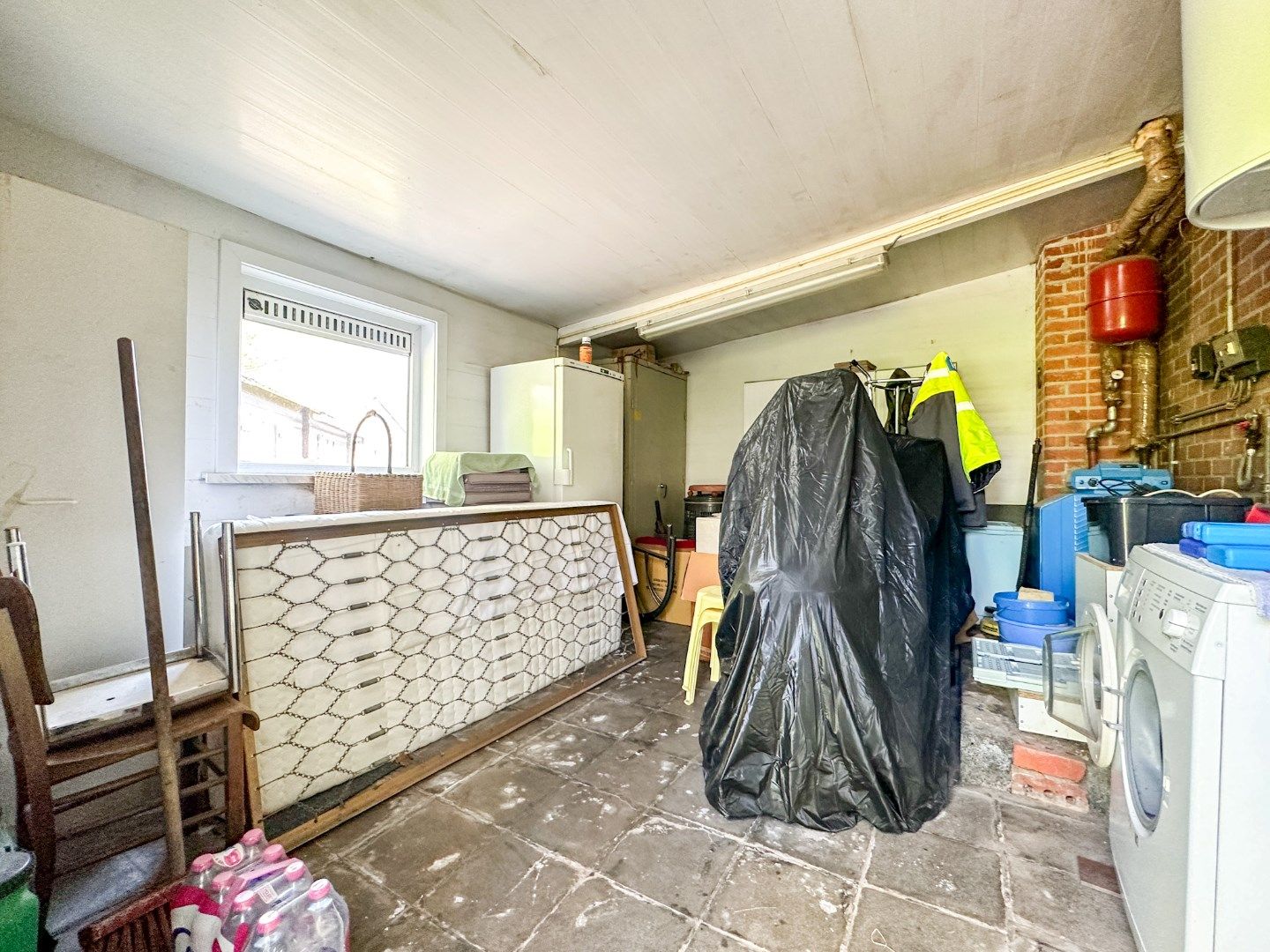 Ruime woning met tuin (perceel 524 m²), 3 slaapkamers, garage en bijgebouw/stalling, Torhout. foto 40