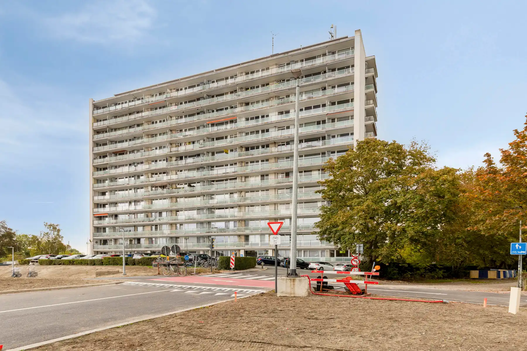 Energiezuinig appartement met terras in Dendermonde foto 2