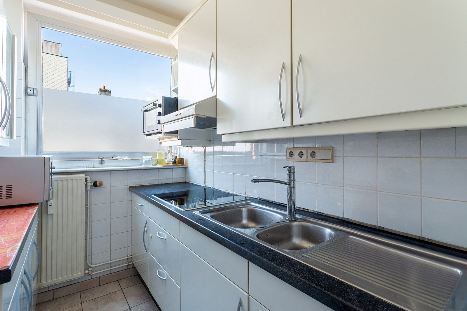 Op te frissen appartement op centrale locatie foto 8