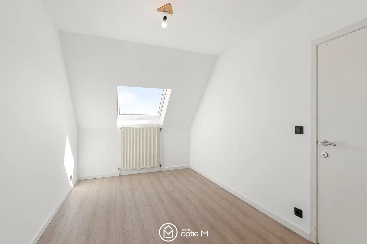 Instapklaar appartement te koop in Hasselt inclusief garage foto 11