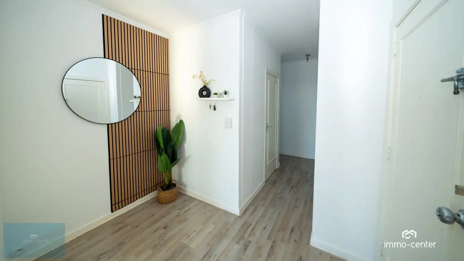 Wonen op topniveau — lichtrijk 2-slaapkamerappartement met uniek panoramisch uitzicht in Genk foto 3