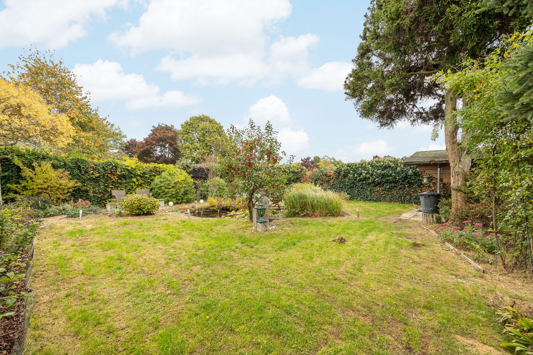 Laagbouwwoning met 2 slaapkamers op een zuid georiënteerd perceel van 720m². foto 18