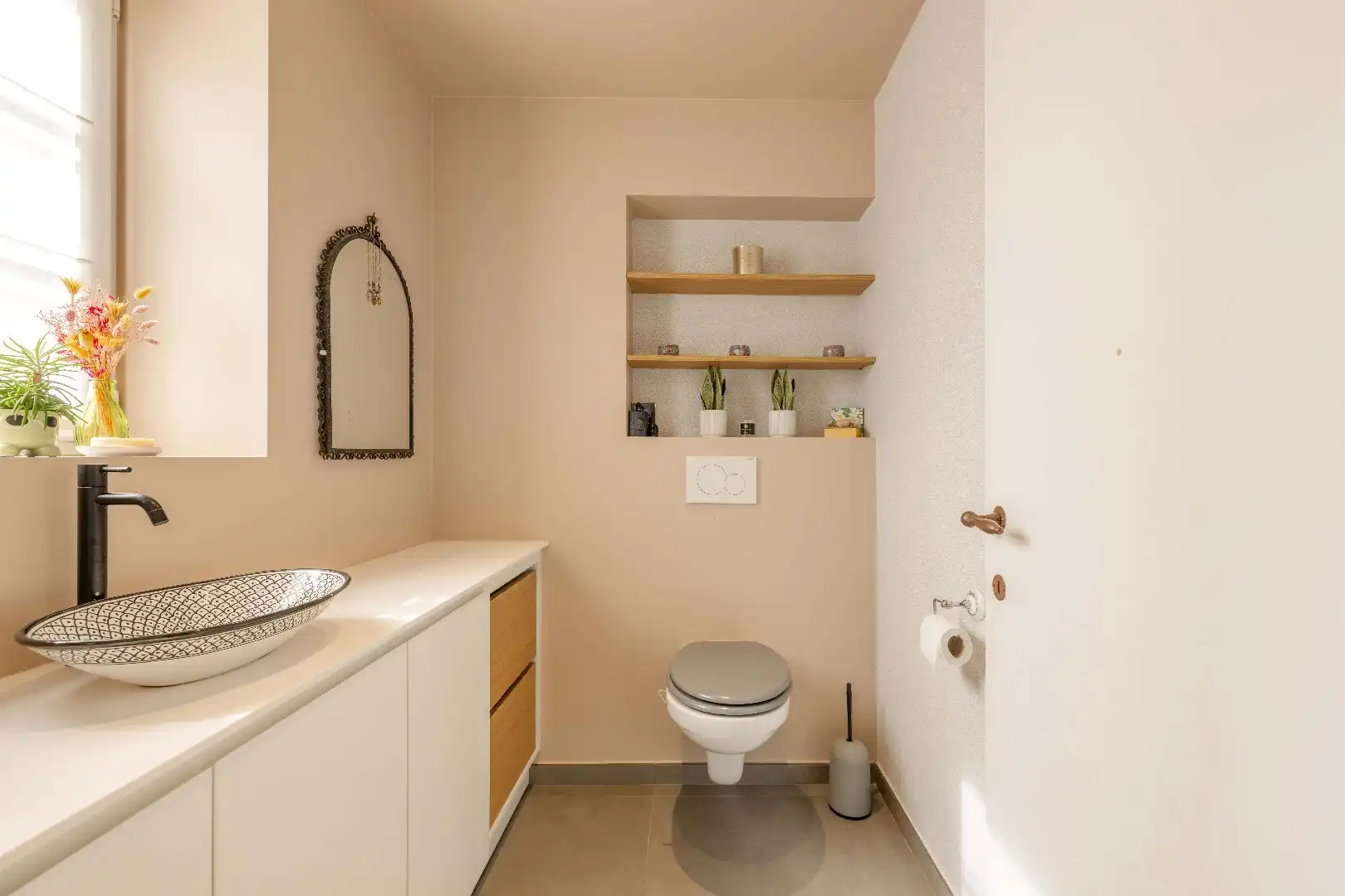 WONING (240 m²) met LOODS (143 m²) op HOEKPERCEEL VAN 1.027 m² foto 15