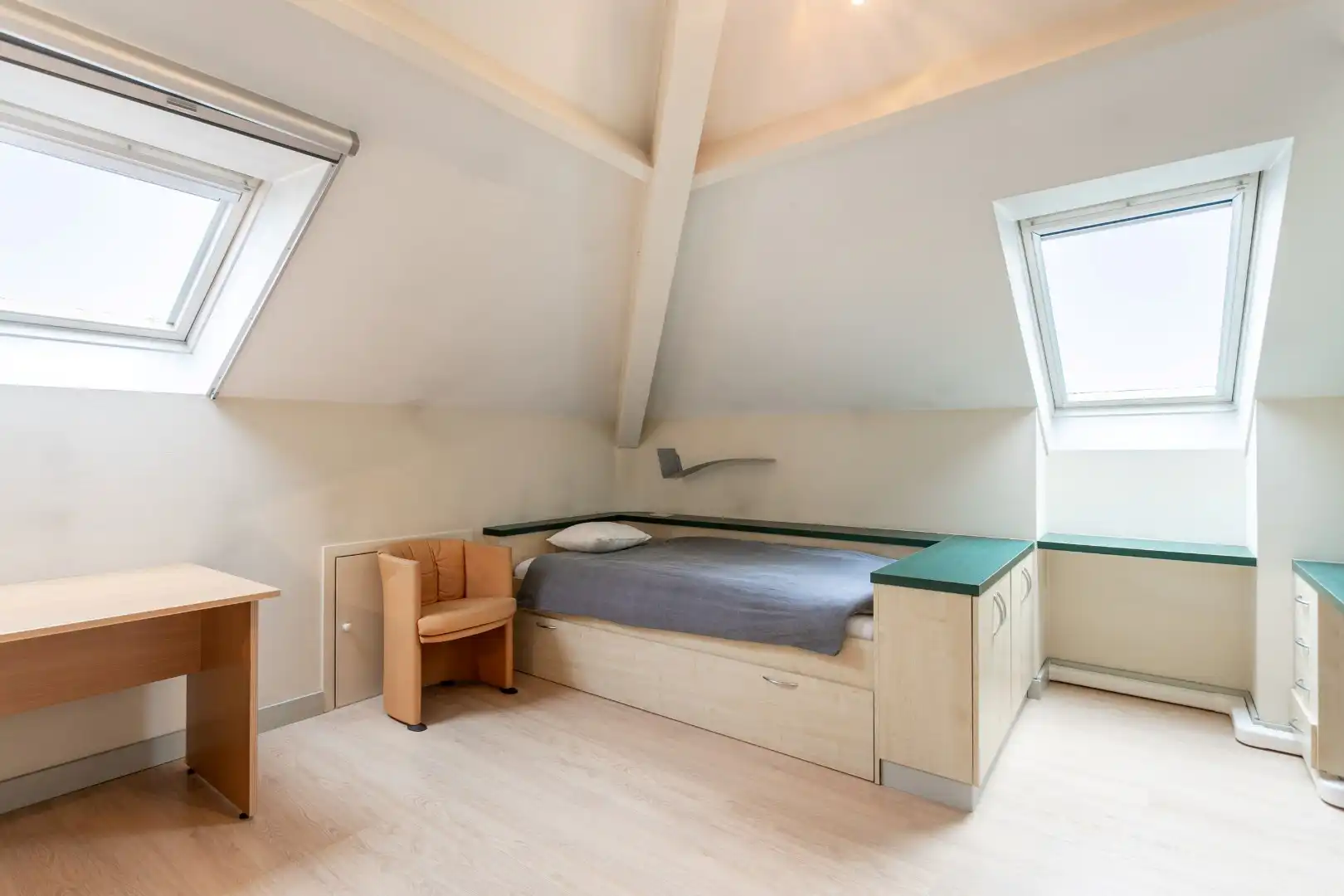 Instapklare villa te Heikruis, 4 slpks, bureau, dubbele garage en ruime tuin foto 25