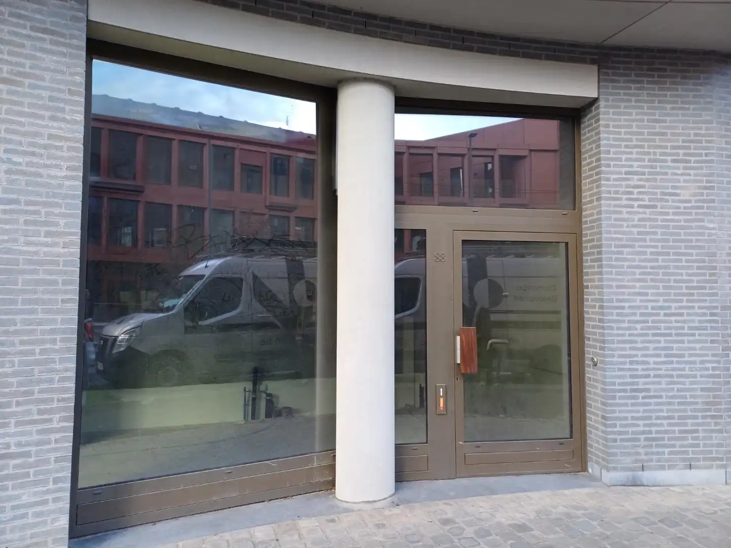 Commerciële ruimte te koop Londenstraat 0 -/HR9 - 2000 Antwerpen