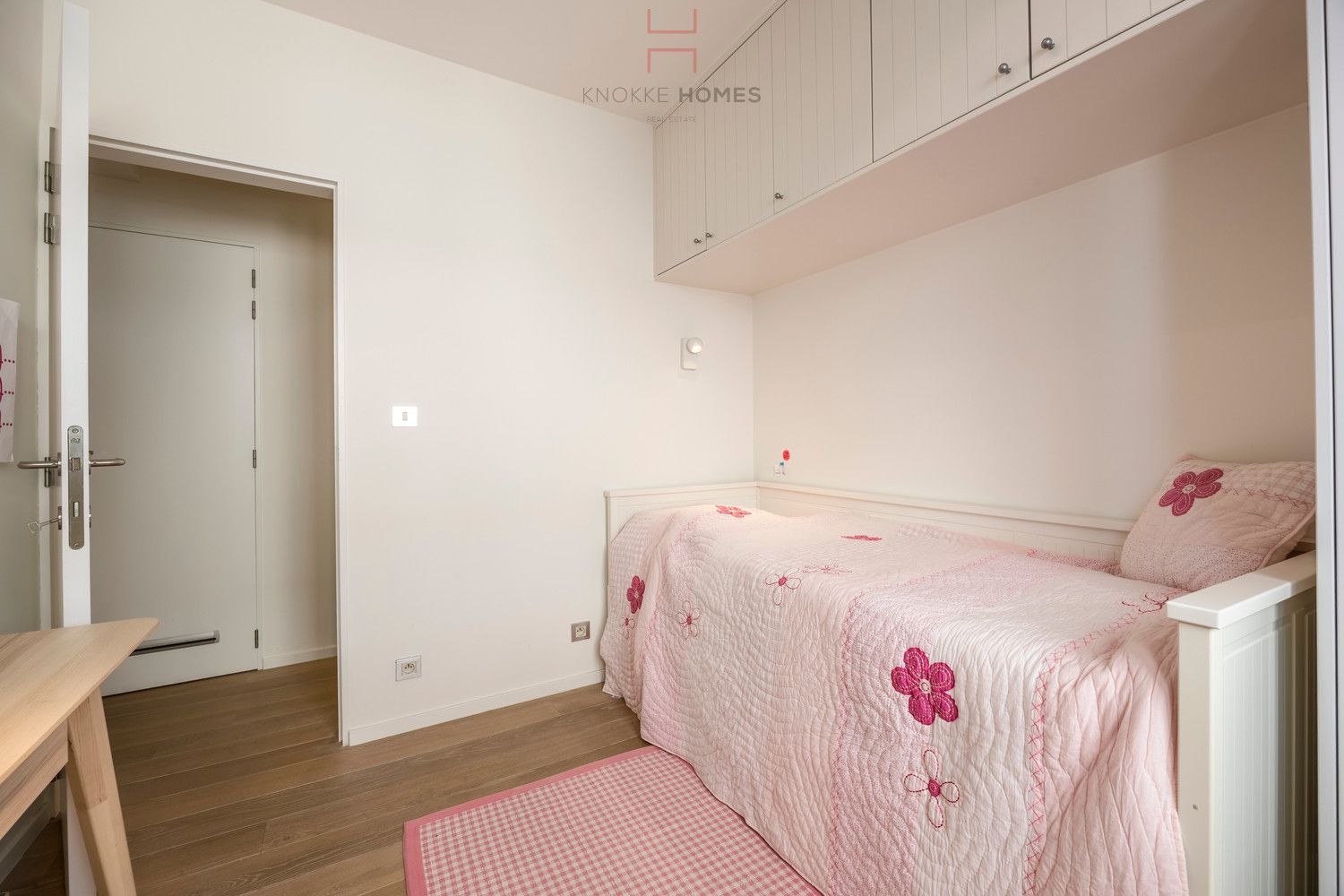 Prachtig hoekappartement op de zeedijk in Duinbergen foto 13