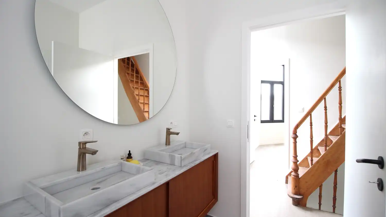 Opbrengsteigendom - Gerenoveerde woning met 3 slaapkamers te Oud-Berchem. foto 13