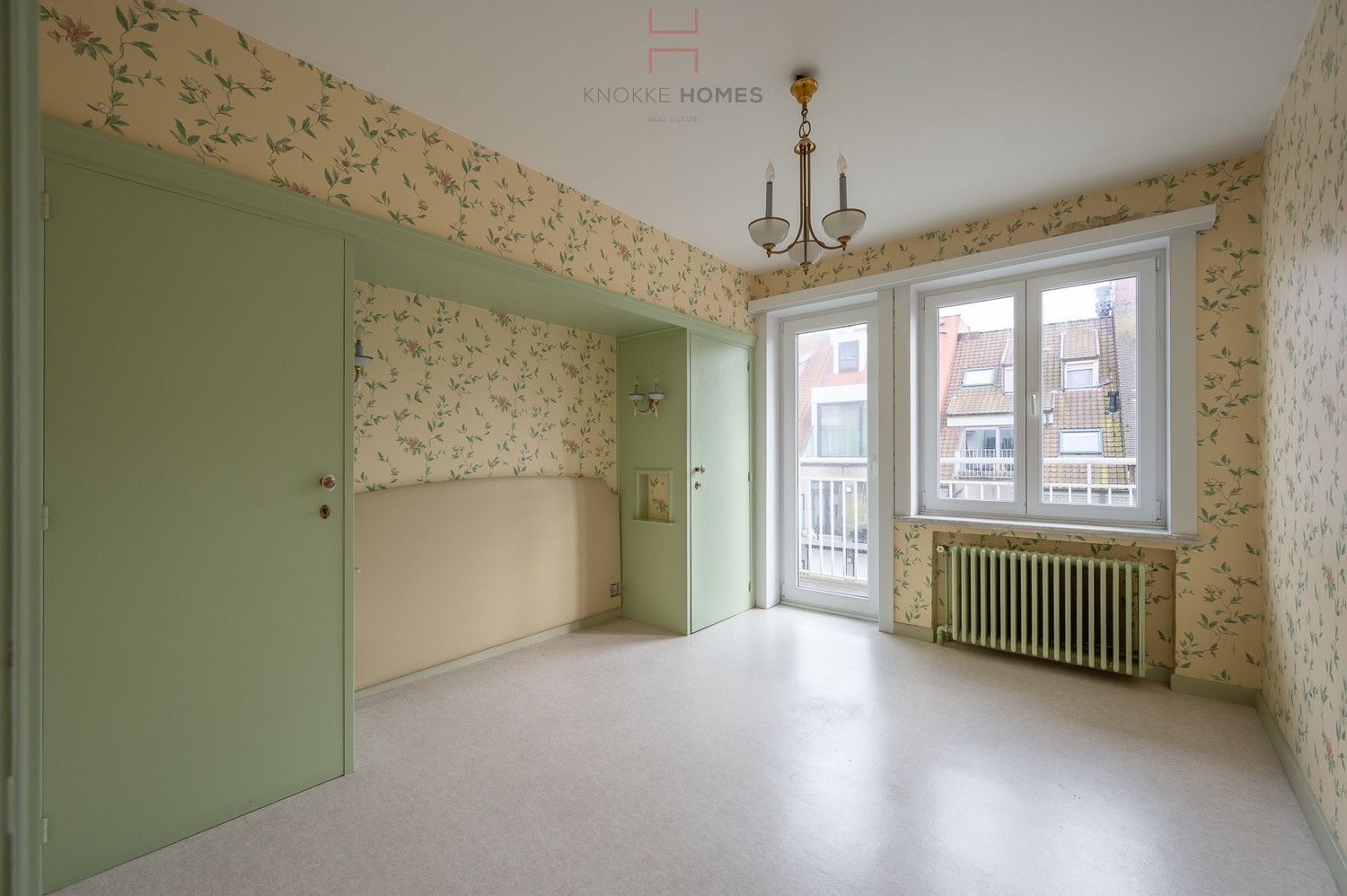 Ruim appartement op de Zeedijk-Het Zoute. foto 9