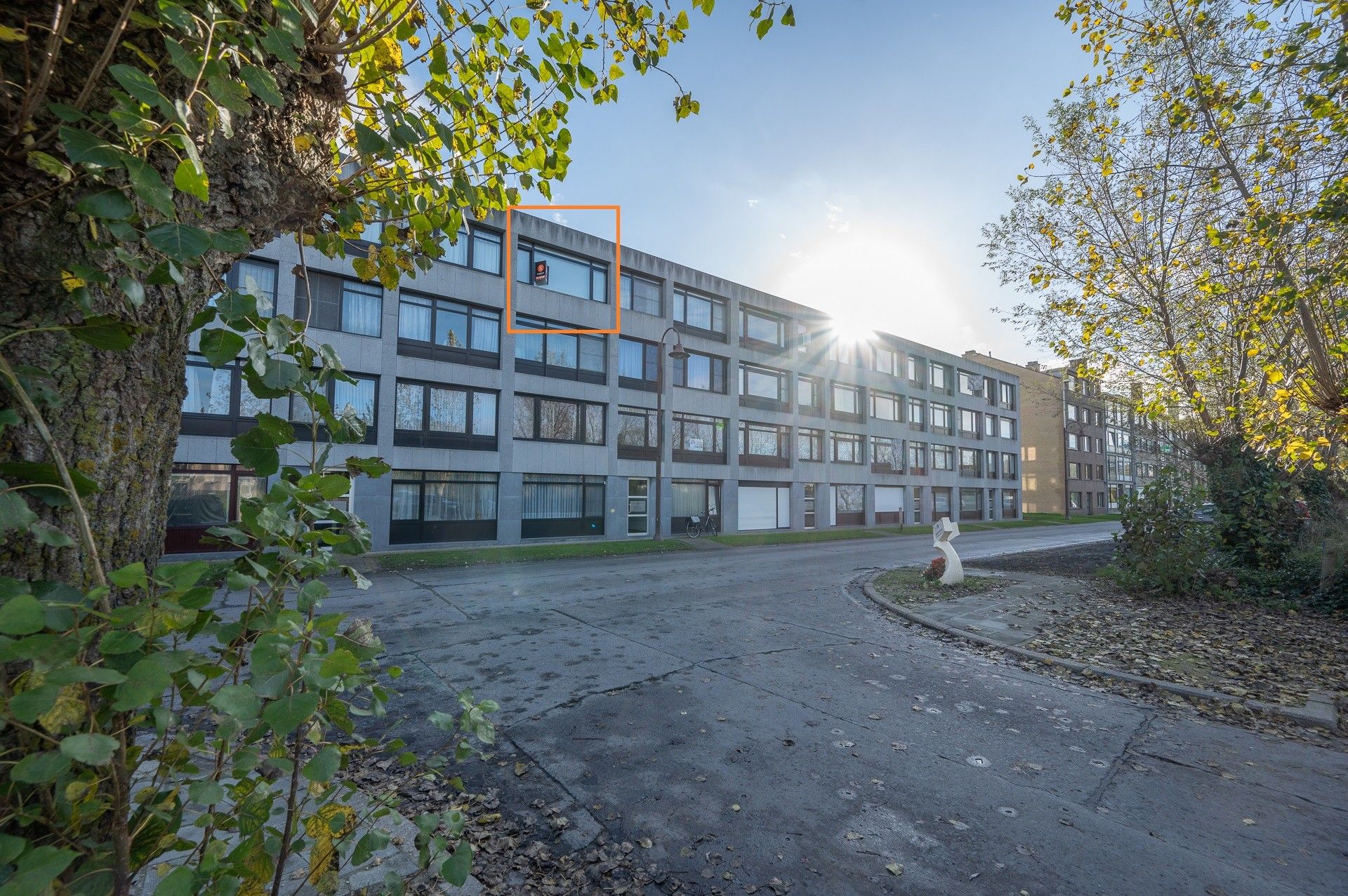 Volledig gerenoveerd leuk 2 slaapkamer appartement in het centrum van De Haan. foto 14