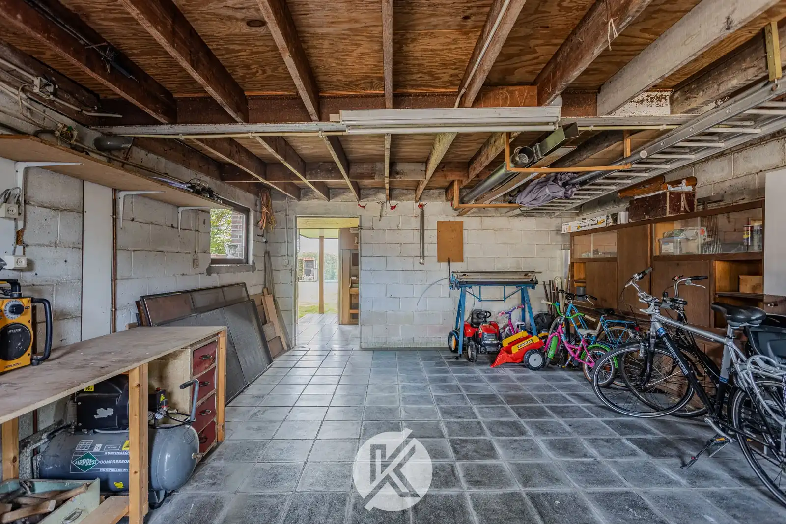 Landelijk gelegen woning met prachtig uitzicht foto 32