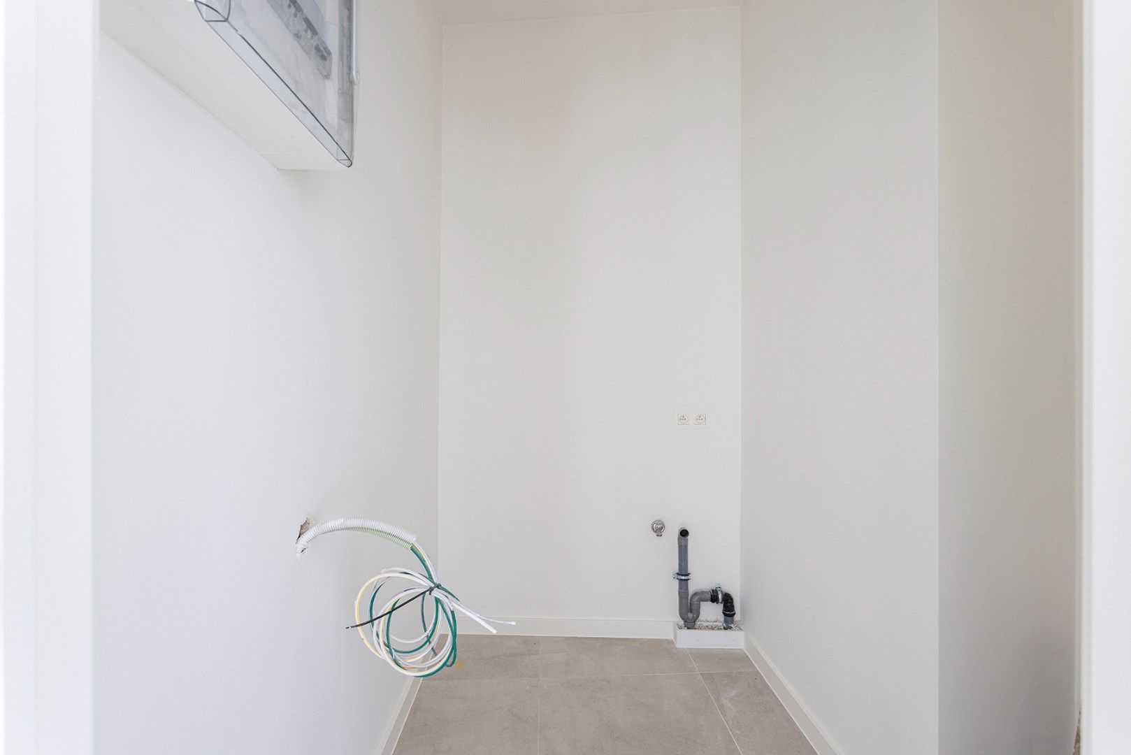 Prachtig gerenoveerd appartement (vernieuwbouw) met 2 slpks nabij De Roma! foto 12