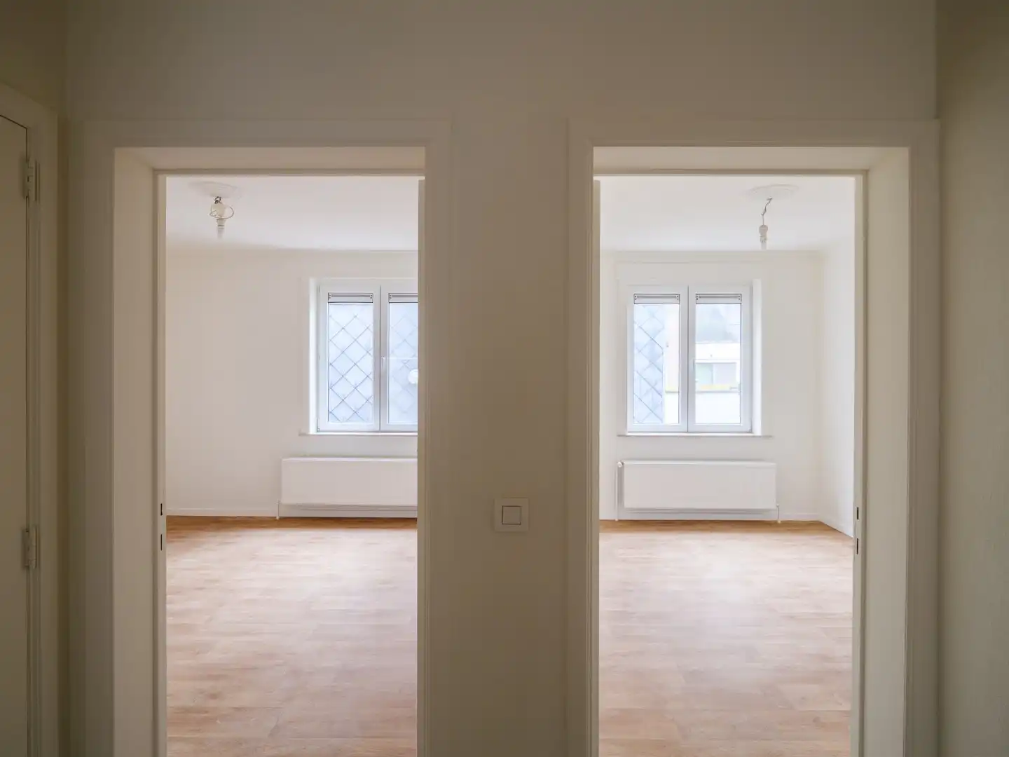 Stijlvol gerenoveerd, lichtrijk tweeslaapkamerappartement foto 7
