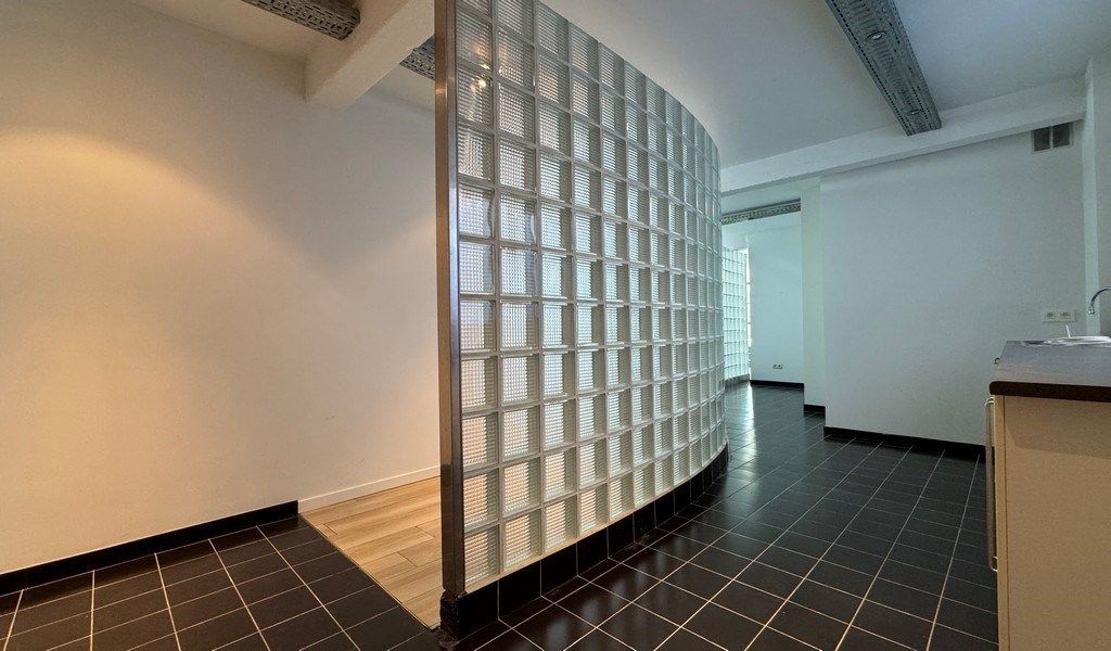 Vernieuwde kantoren te huur vlakbij Eilandje in Antwerpen foto 15