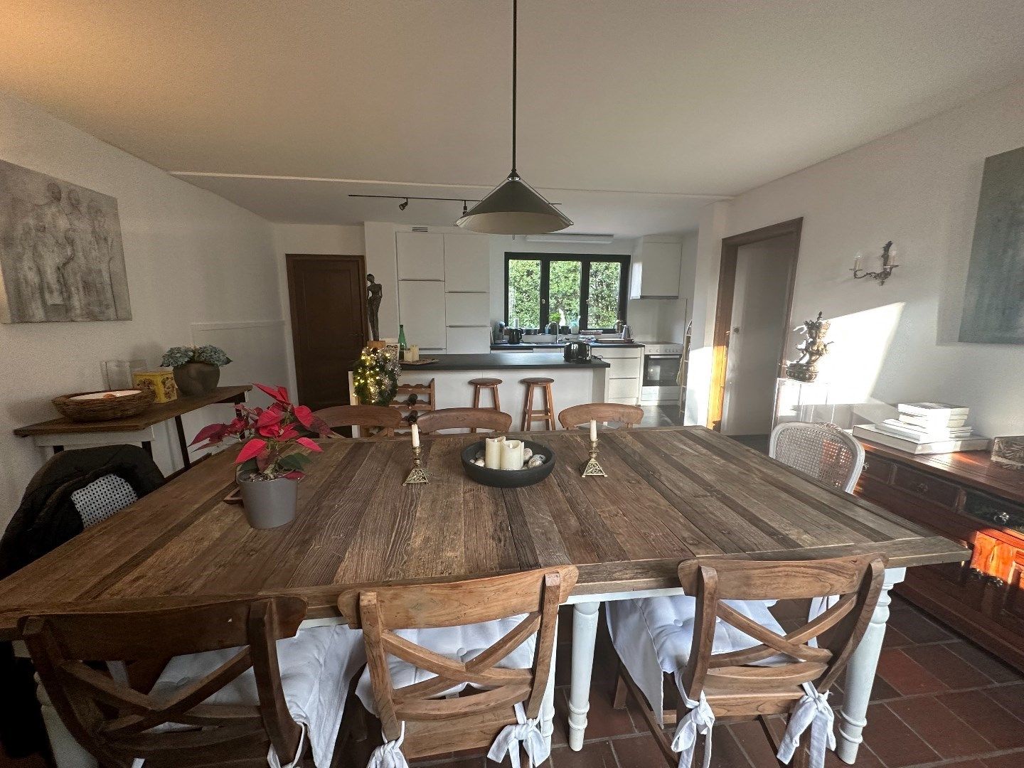 Residentieel gelegen, vrijstaande woning met bijgebouw foto 5
