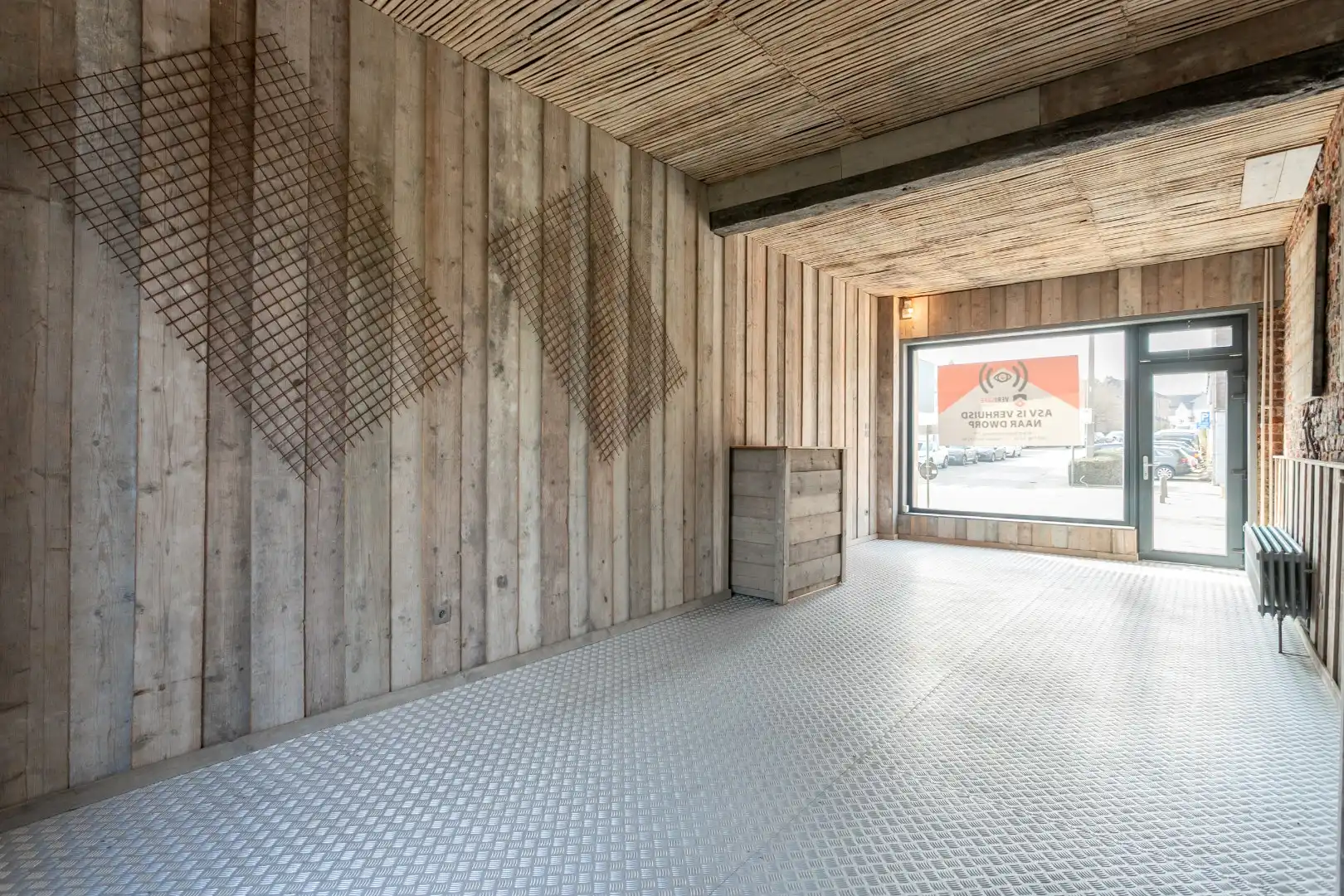 Handelshuis met woongedeelte, garage en tuin te Beersel foto 6