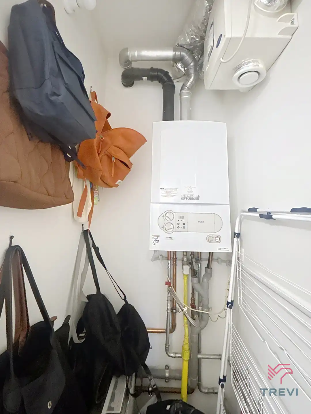 Ongemeubileerde duplex met 2 slaapkamers foto 11