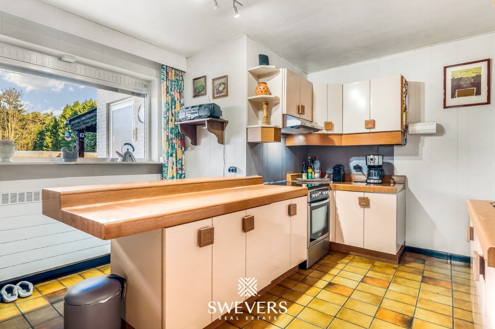 Gelijkvloerse woning met ruim magazijn op 34a 11ca foto 9