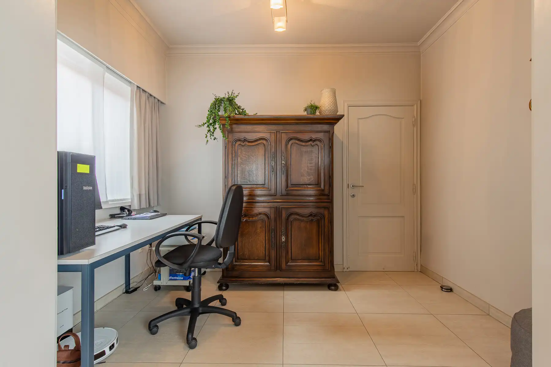 Instapklare woning in het centrum van Zele foto 5