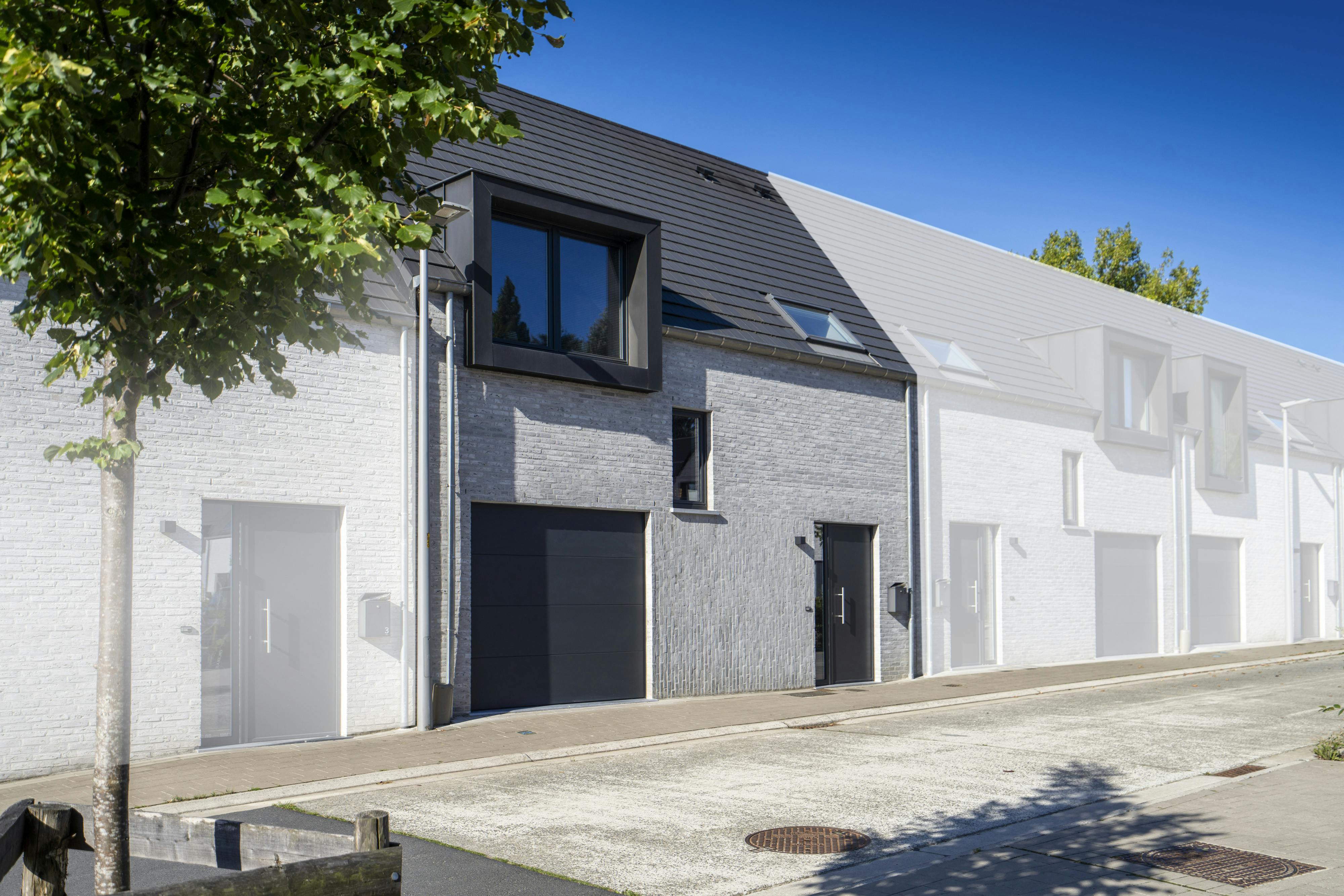 Instapklaar huis te koop te Kortrijk foto 16