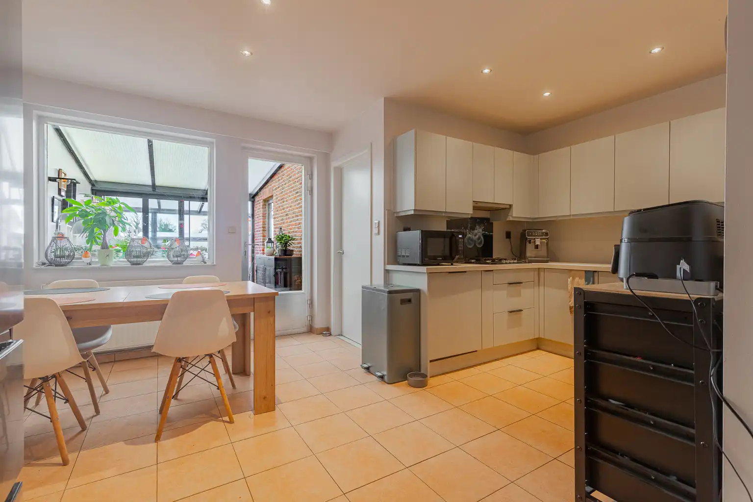 Instapklare rijwoning met 2 slaapkamers! foto 7