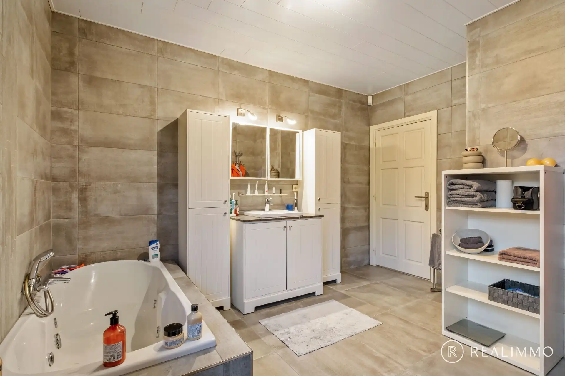 Pure luxe en ruimte op topligging in Waregem foto 14