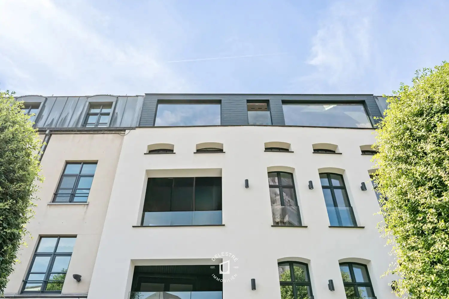 Stijlvolle quasi-nieuwbouw met panoramisch zicht op de Grote Markt – verkoop onder registratierechten foto 4