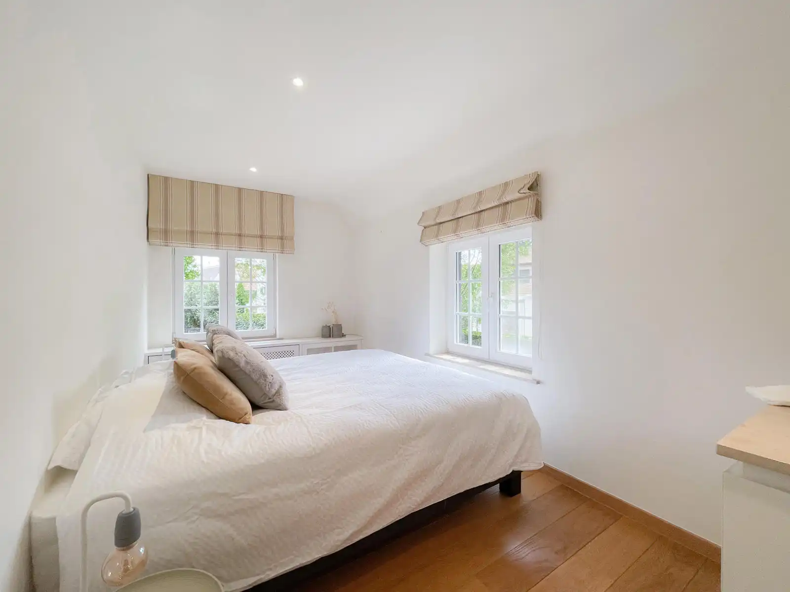 Uniek gelegen villa verscholen in de paadjes van het Zoute foto 16