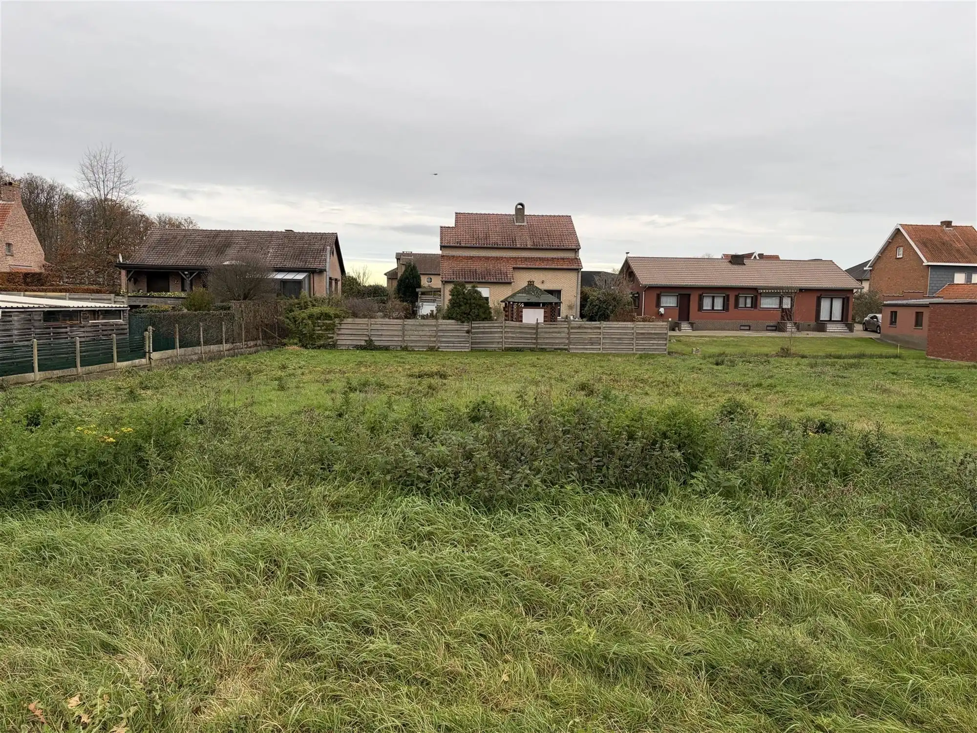 BOUWGROND OPEN BEBOUWING OP 7A35CA MET STRAATBREEDTE VAN 21,42 M TE DEURNE-DIEST foto 6