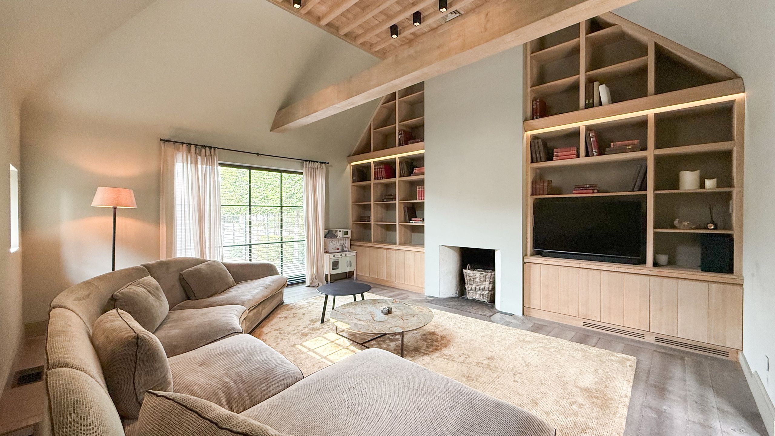 Exclusieve villa met zwembad op riant perceel in Koersel! foto 29
